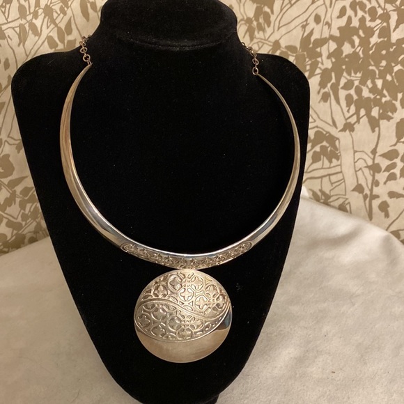 Sterling Silver necklace with pendant  attached  New No Tags - Picture 2 of 8